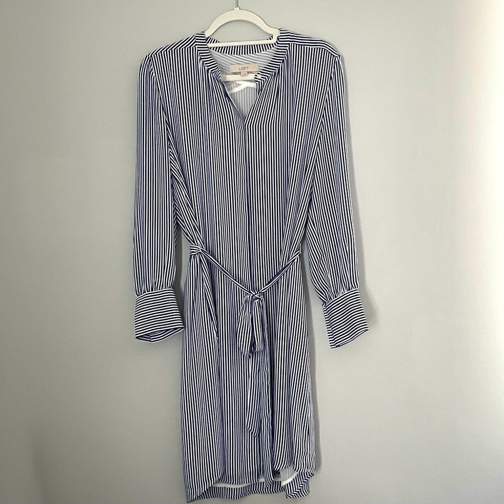 EUC LOFT long sleeve shirt dress size L